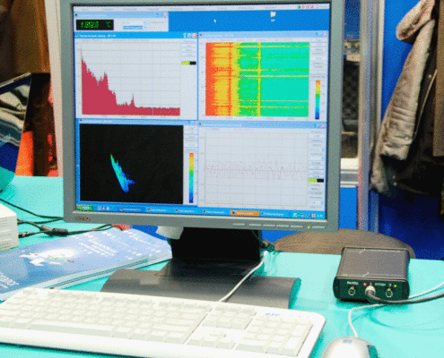 Программа спектрального анализа позволяет увидеть не только спектр и кепстр, но и спектрограмму в двухмером и трехмерном виде.